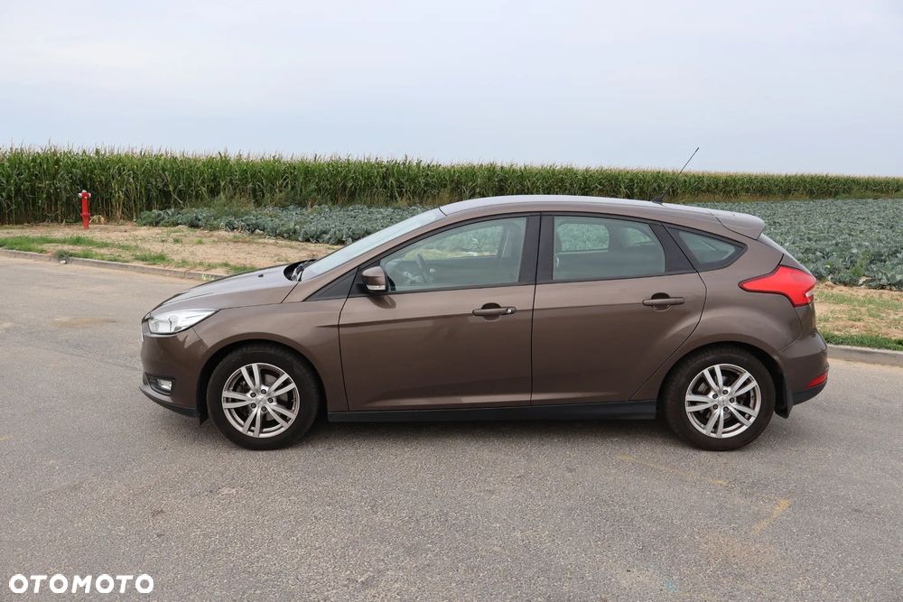Ford Focus 1.6 Trend - 10