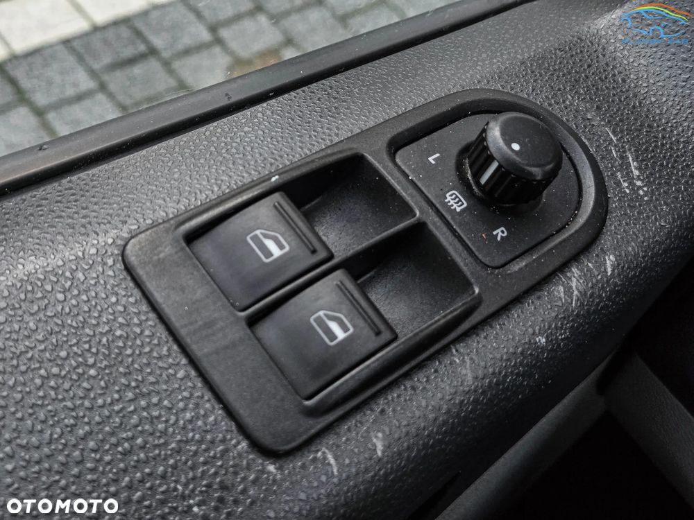 Volkswagen 2010 T5 TRANSPORTER BUDEL KABINA BRYGADÓWKA 2.0 140 KM - 28