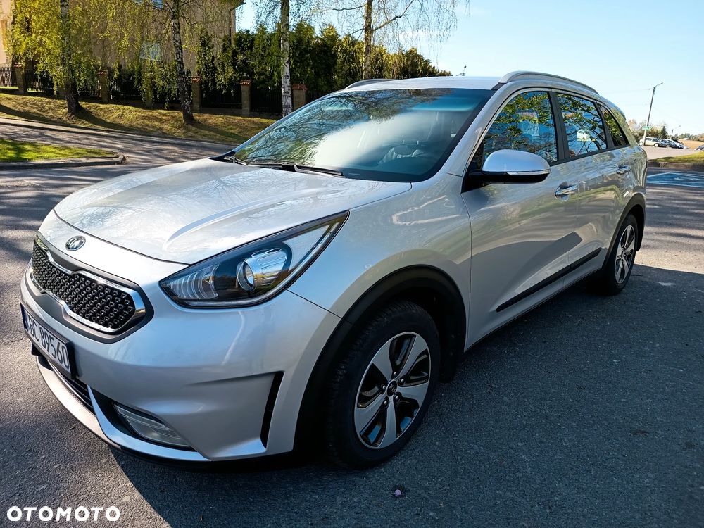 Kia Niro 1.6 GDI Hybrid L - 1