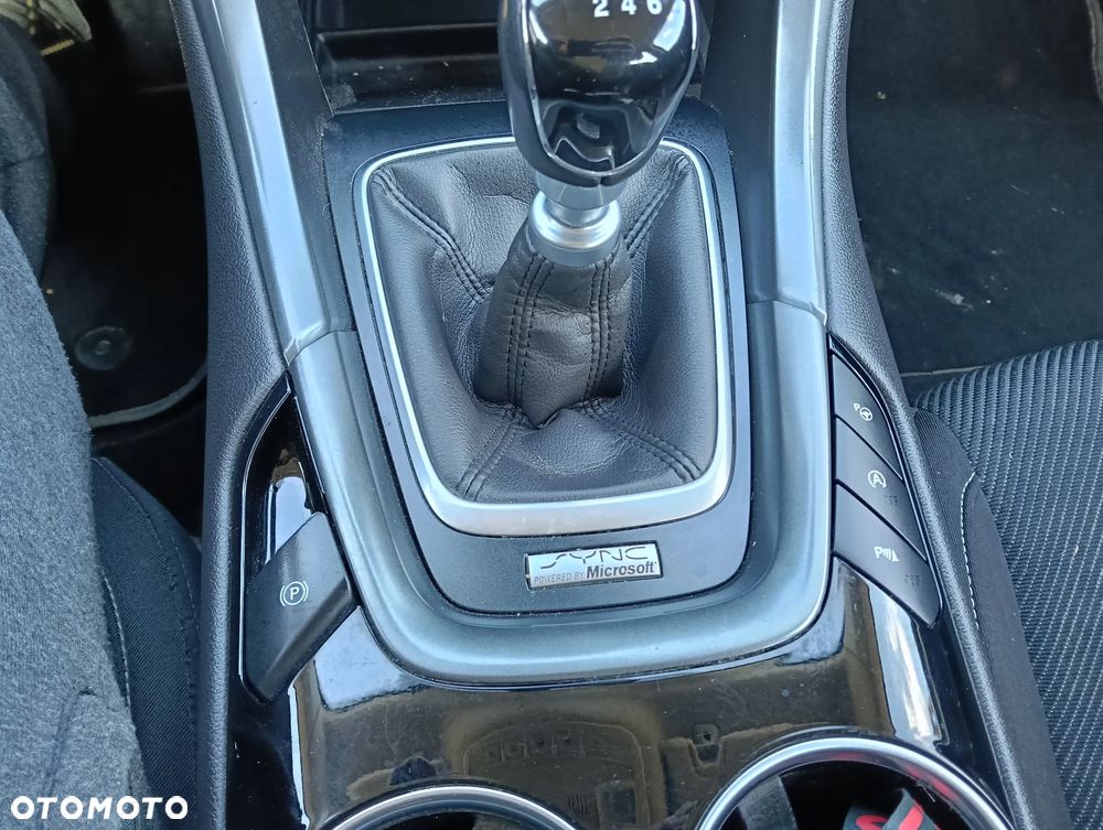 Ford Mondeo 2.0 TDCi STart-Stopp Titanium - 26