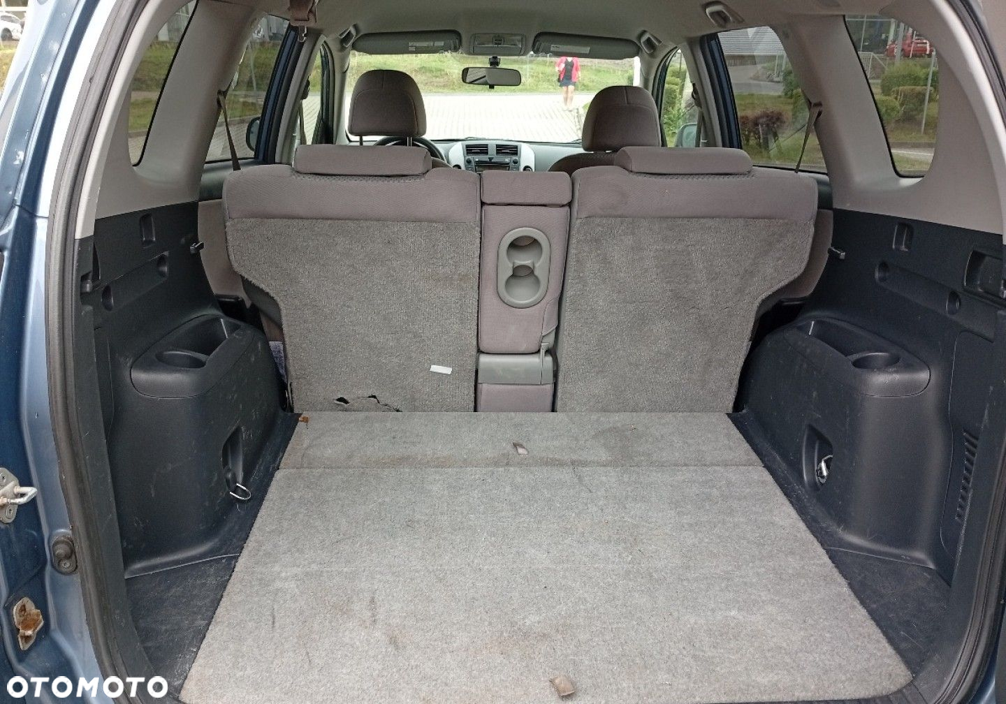 Toyota RAV4 - 12