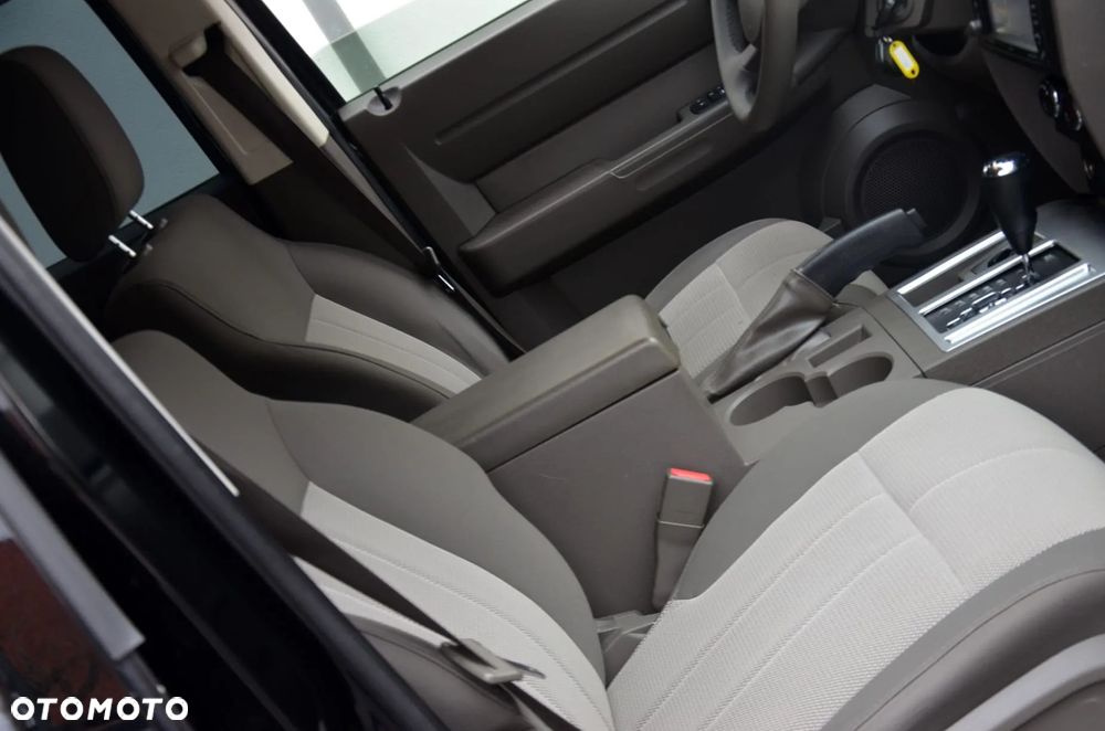 Dodge Nitro 3.7 V6 SLT - 7