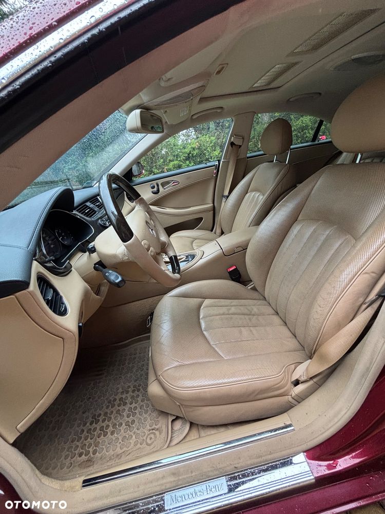 Mercedes-Benz CLS - 6