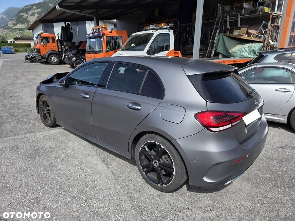 Mercedes-Benz Klasa A 250 7G-DCT AMG Line - 2