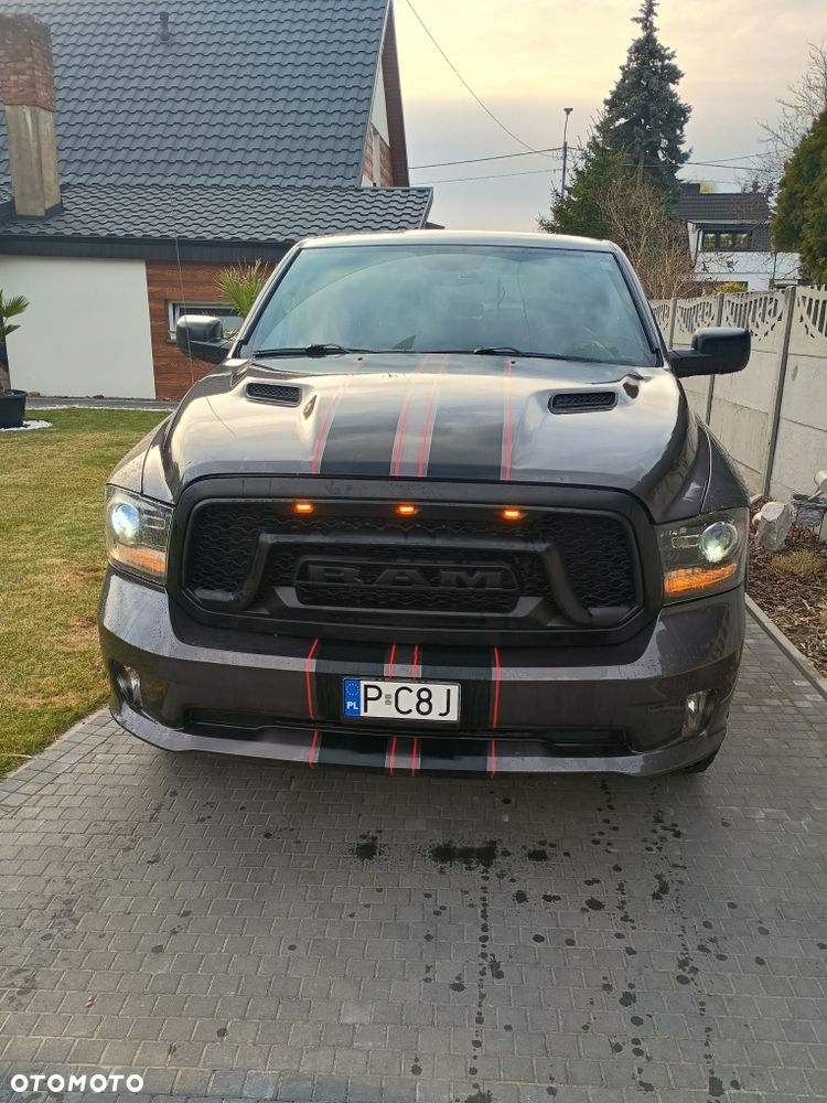 Dodge RAM - 4