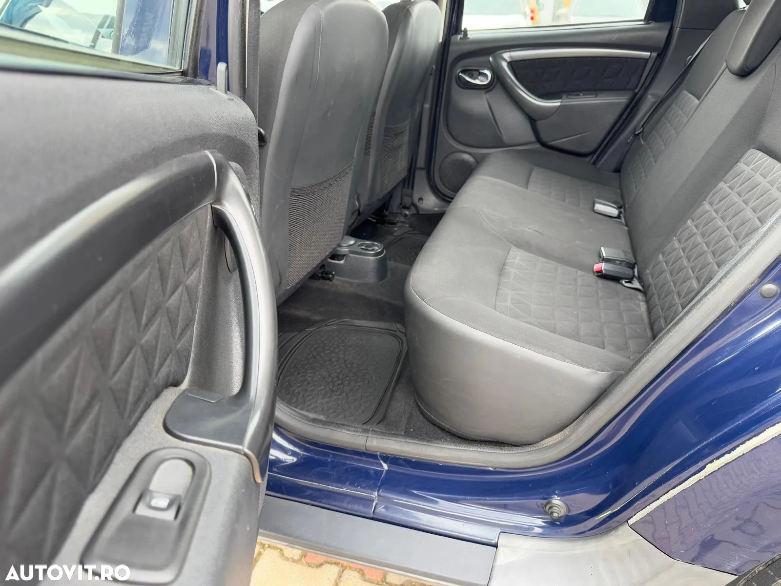 Dacia Duster 1.5 dCi 4x2 Ambiance - 23