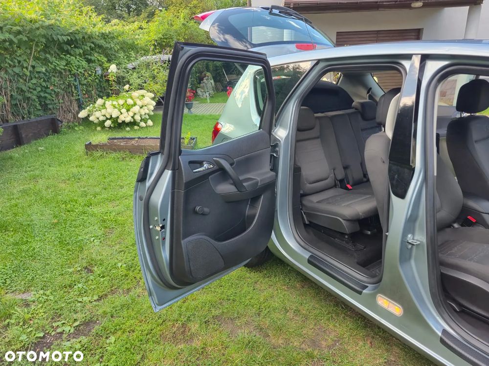 Opel Meriva - 14