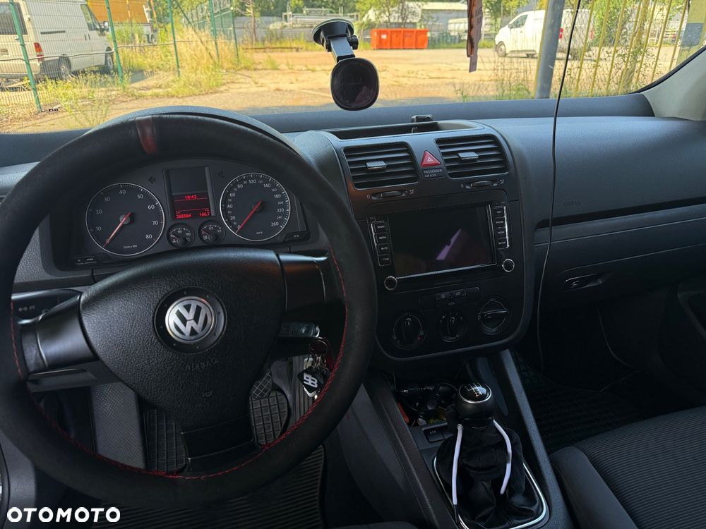 Volkswagen Golf 1.6 Comfortline - 5