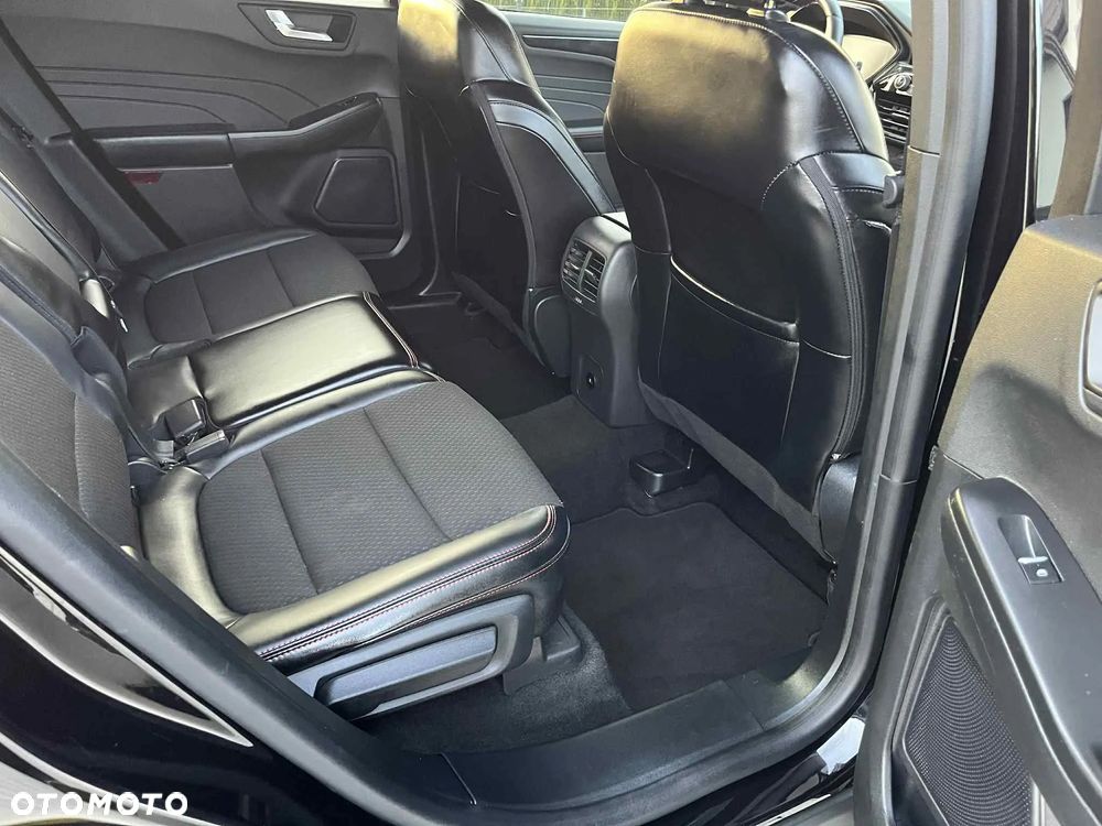 Ford Kuga 1.5 EcoBoost ST-LINE - 14