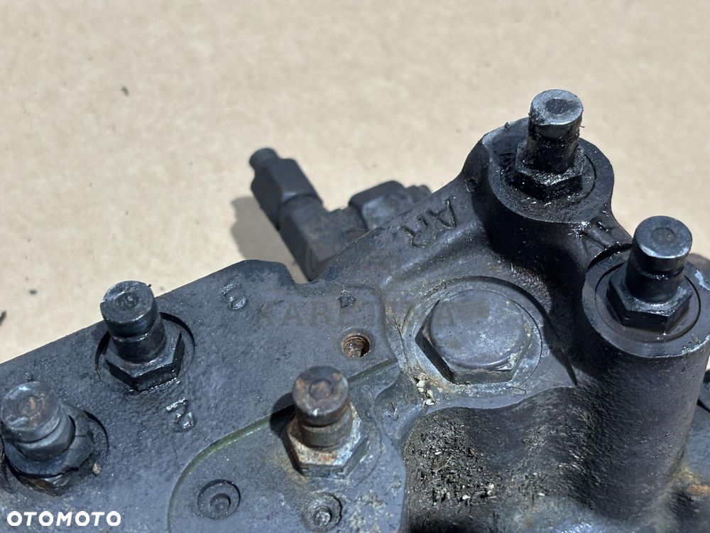Massey Ferguson Dyna 6 6475 6480 Blok Zaworowy Skrzyni Biegów Obudowa 4302719M11 - 6