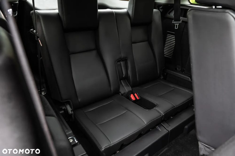Land Rover Discovery Sport D180 R-Dynamic HSE - 35