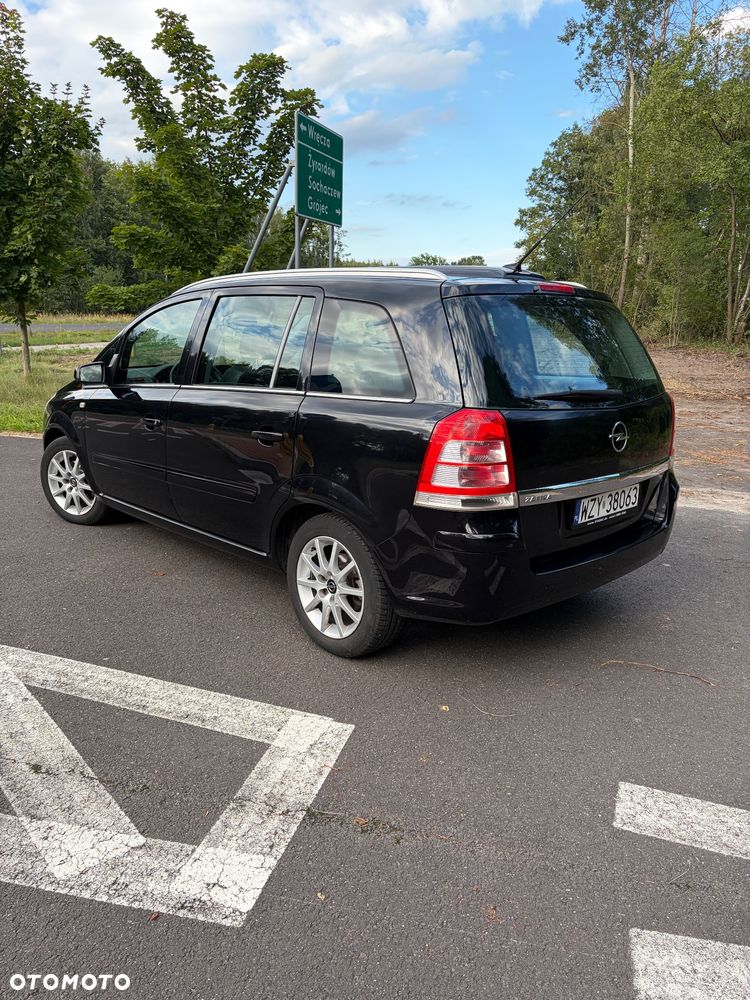 Opel Zafira - 3