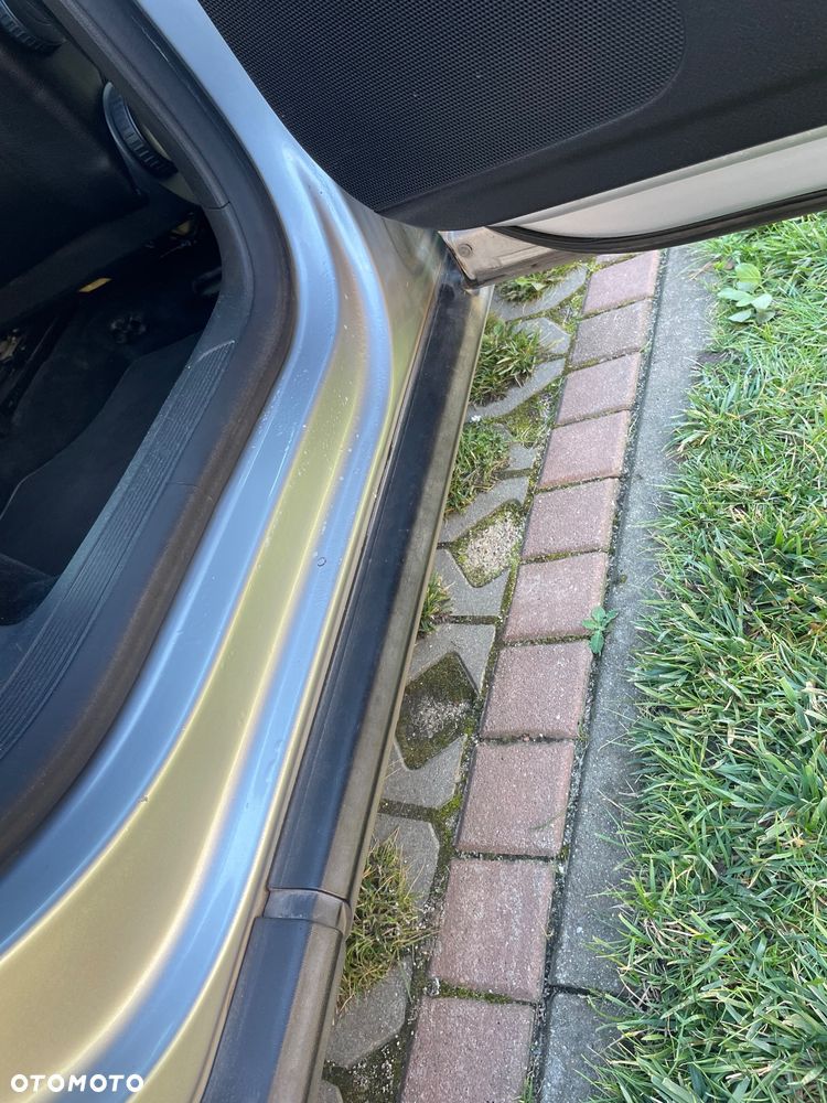 Volkswagen Passat 2.0 TDI DPF Comfortline - 16