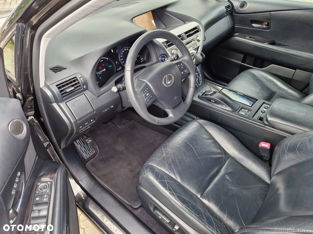 Lexus RX - 6