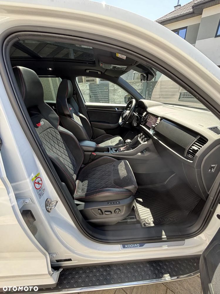 Skoda Kodiaq 2.0 Bi-TDI 4x4 RS DSG 7os - 27