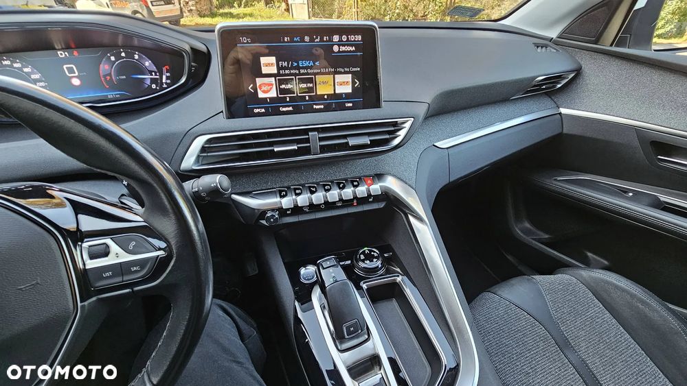 Peugeot 5008 1.6 PureTech Allure S&S EAT8 - 20