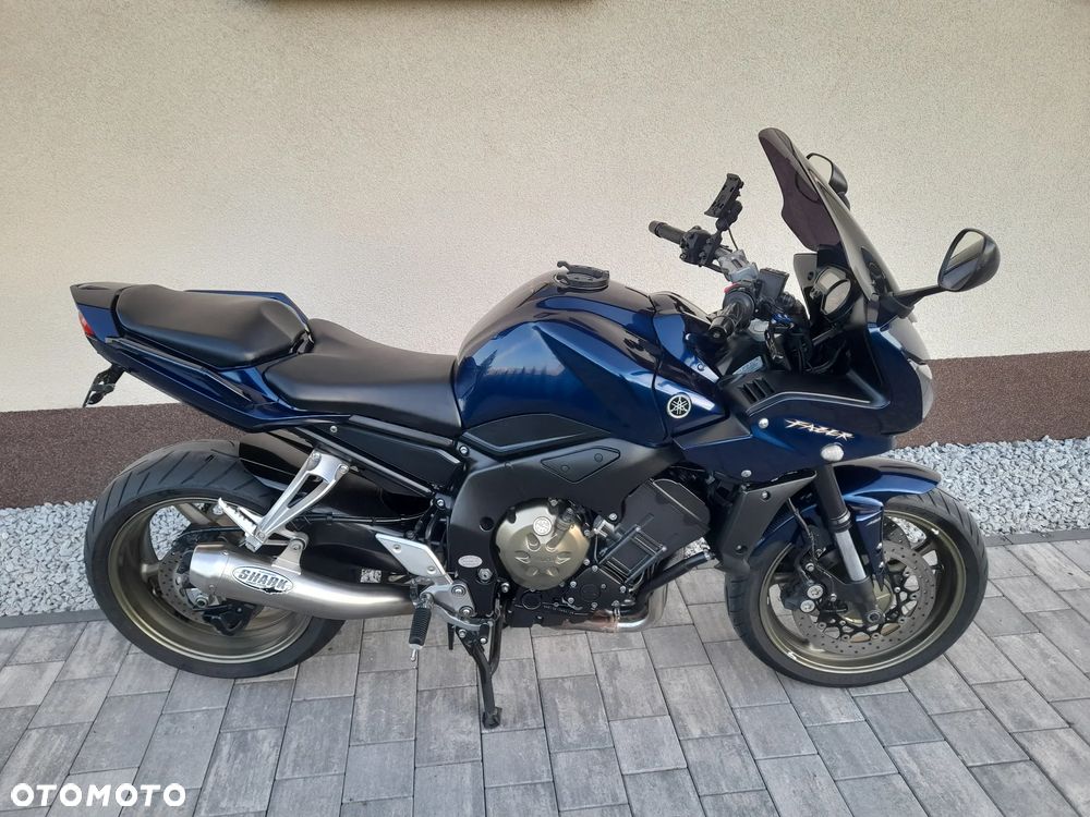 Yamaha FZ - 4