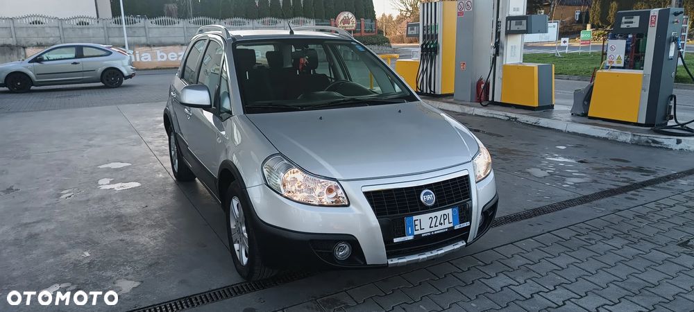 Fiat Sedici 1.6 16V 4x4 Luxury - 9
