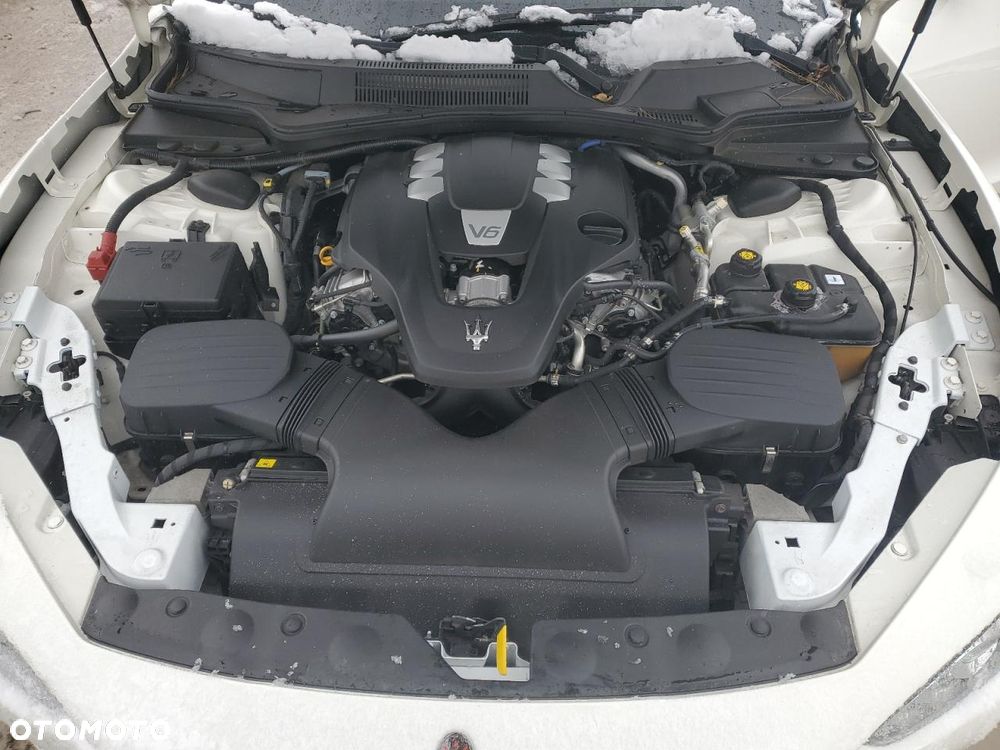 Maserati Ghibli - 10