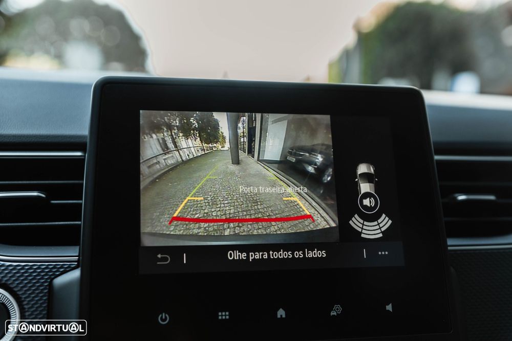 Renault Arkana 1.6 E-Tech Full Hybrid Evolution - 25