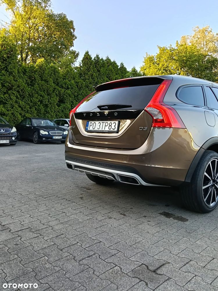 Volvo V60 Cross Country D3 Drive-E Momentum - 7