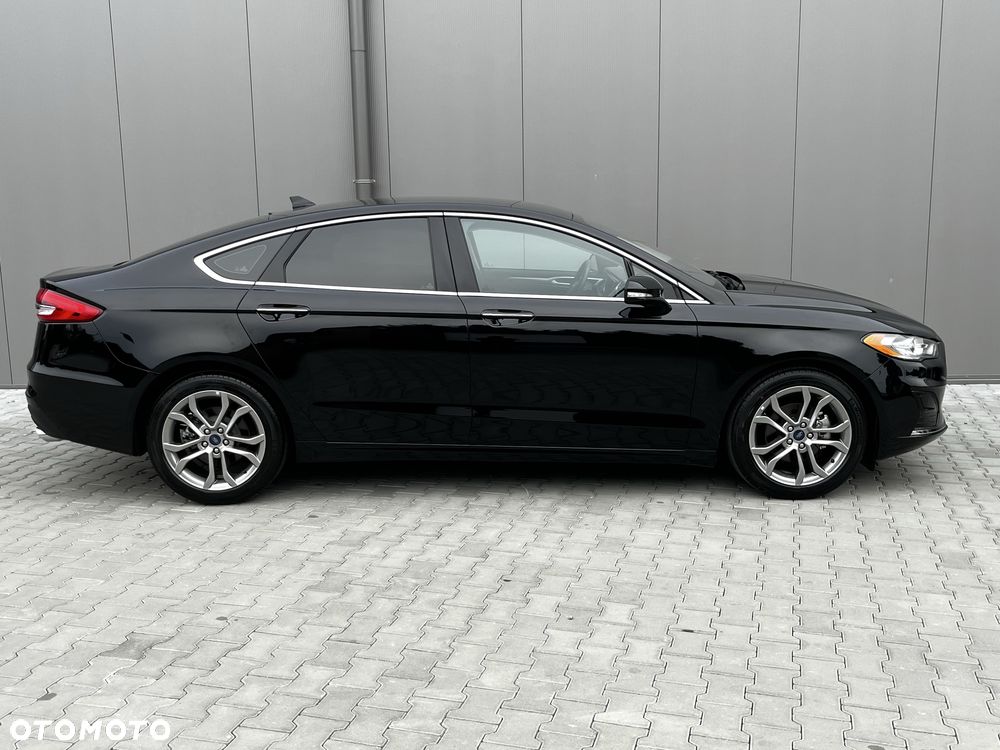 Ford Fusion - 5