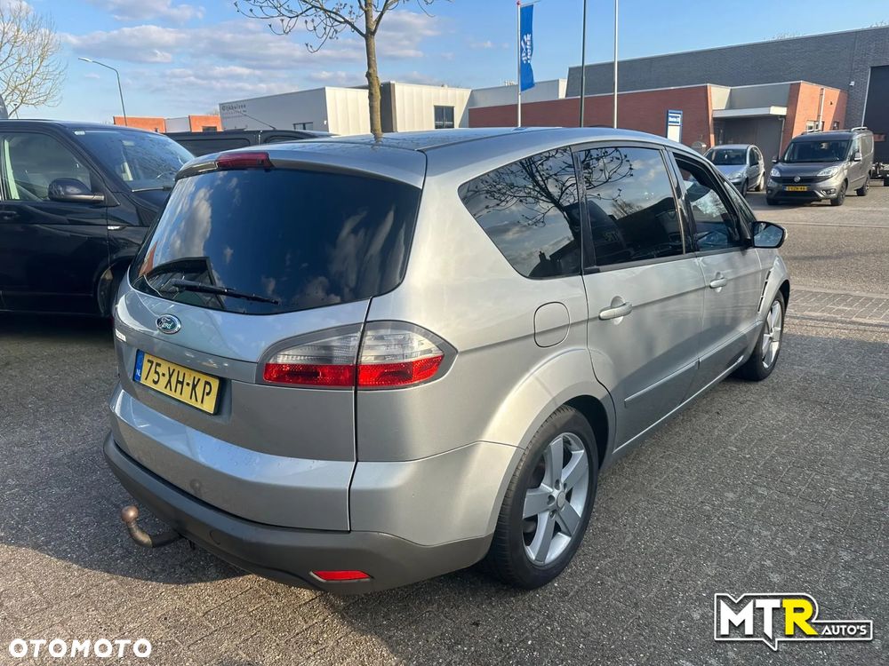 Ford S-Max 2.0 Titanium - 29