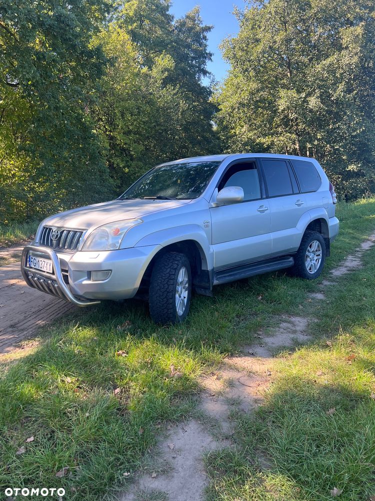 Toyota Land Cruiser - 2