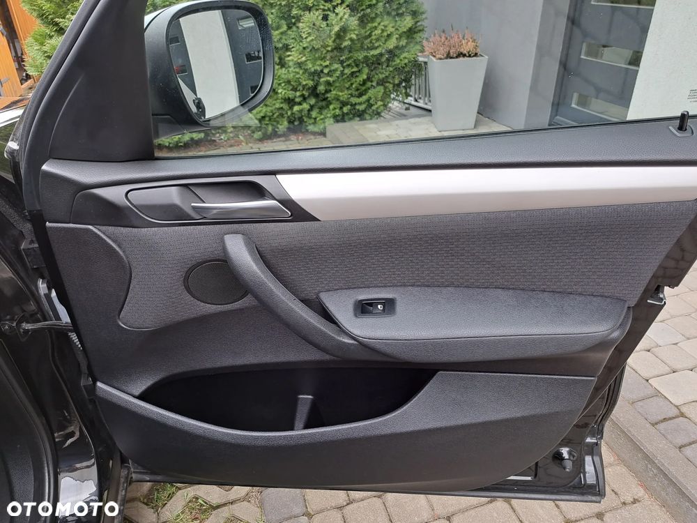BMW X3 xDrive20d - 14