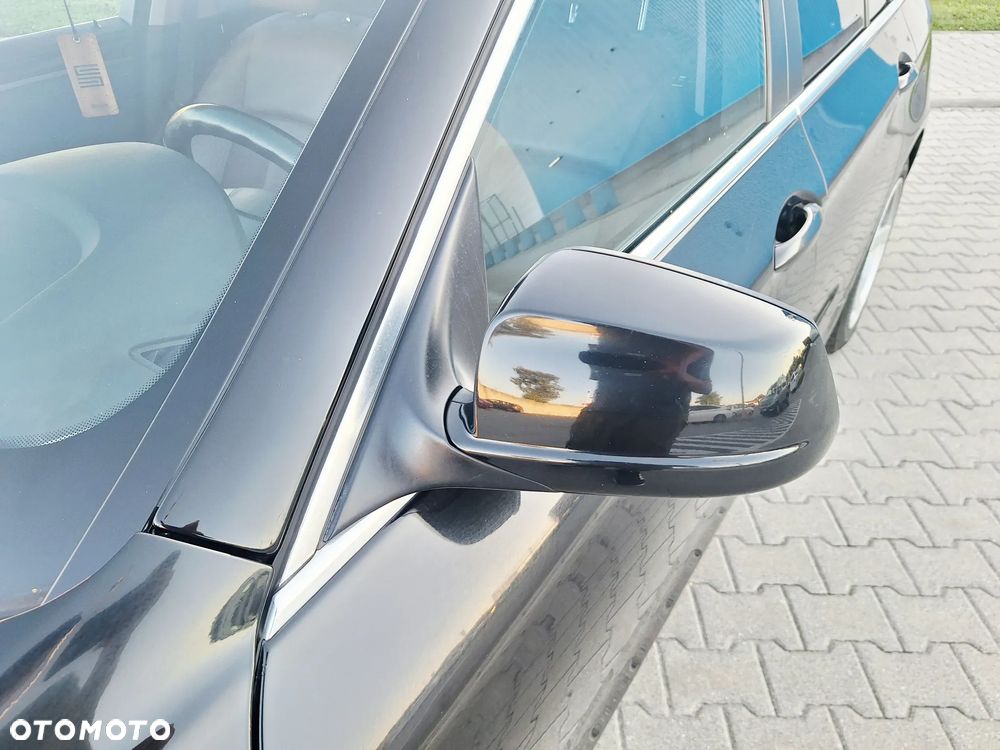 BMW Seria 5 520d - 29