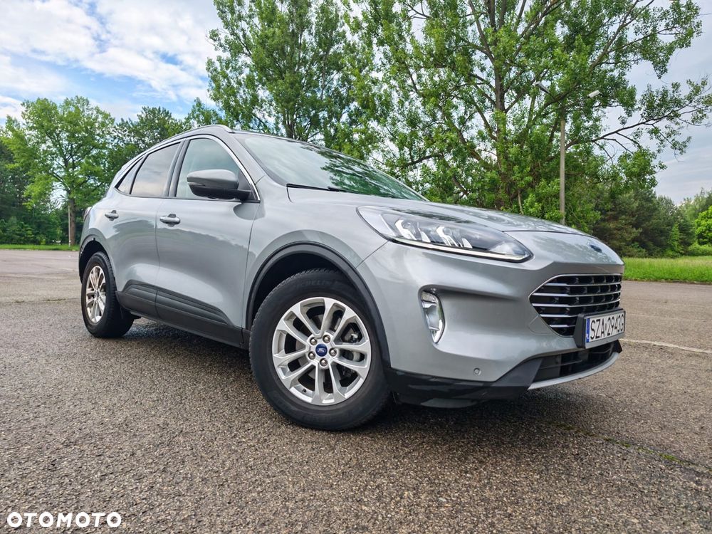 Ford Kuga - 2
