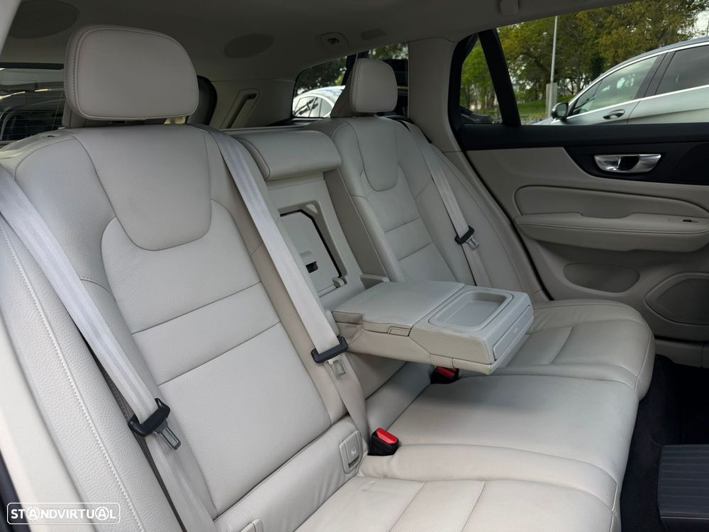 Volvo V60 2.0 T6 AWD TE Inscription - 27