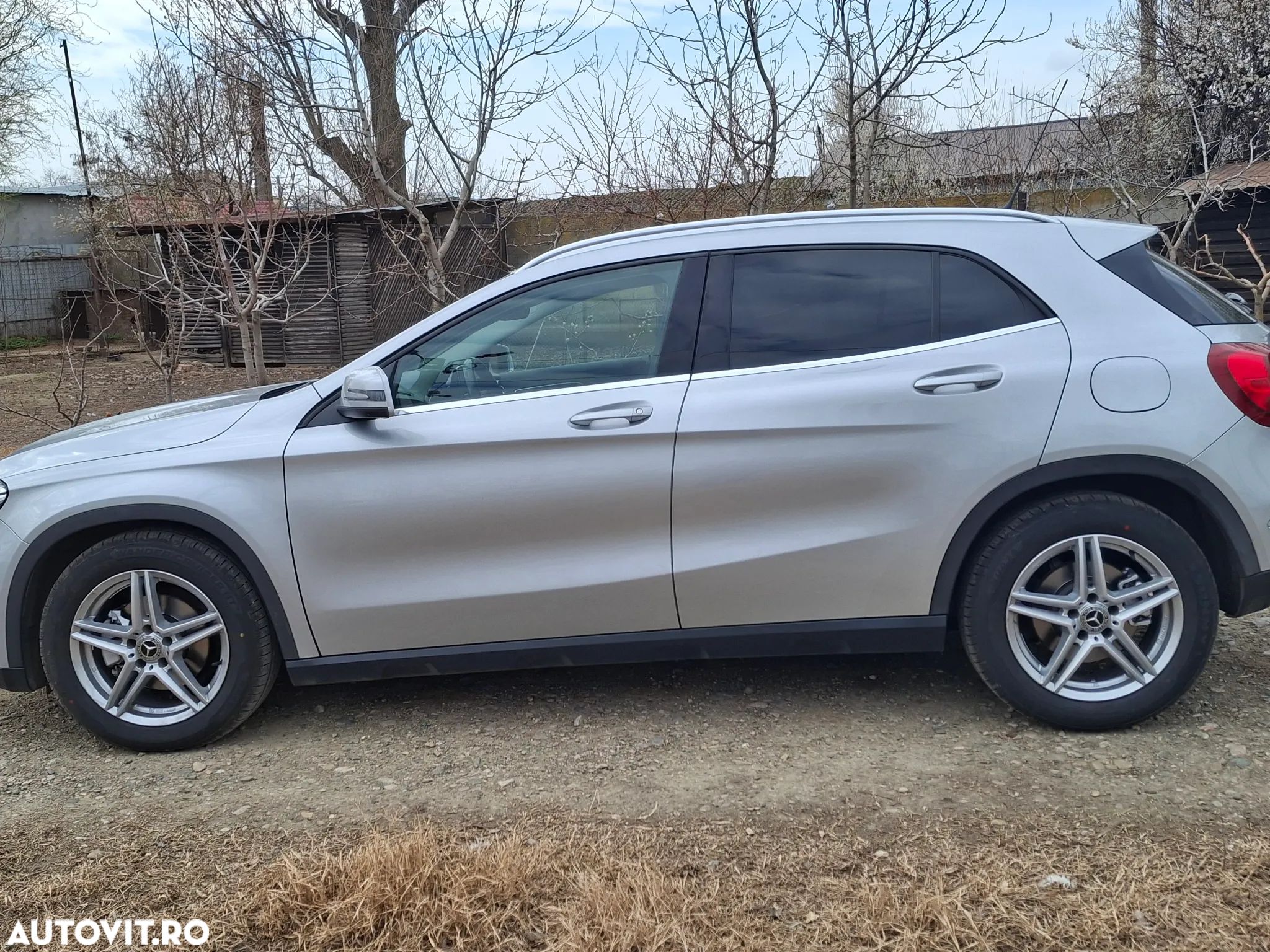 Mercedes-Benz GLA 200 d 4MATIC Aut. - 1