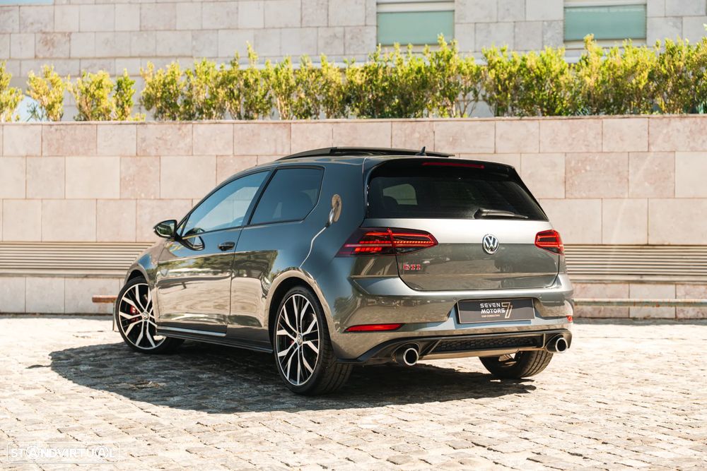 VW Golf GTI 2.0 TSI OPF DSG Performance - 12