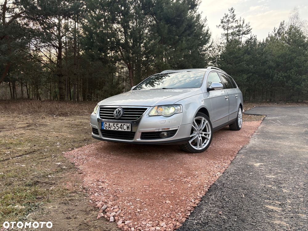 Volkswagen Passat 2.0 TDI DPF DSG Highline - 1
