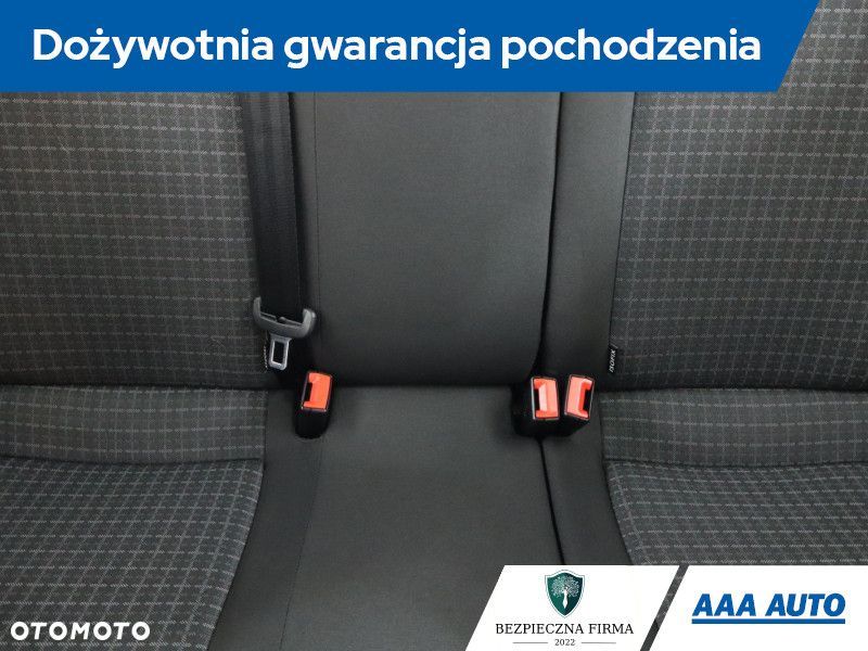 Volkswagen Polo - 12