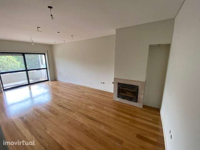 Apartamento T3 com varanda e garagem em Braga - Grande imagem: 4/14