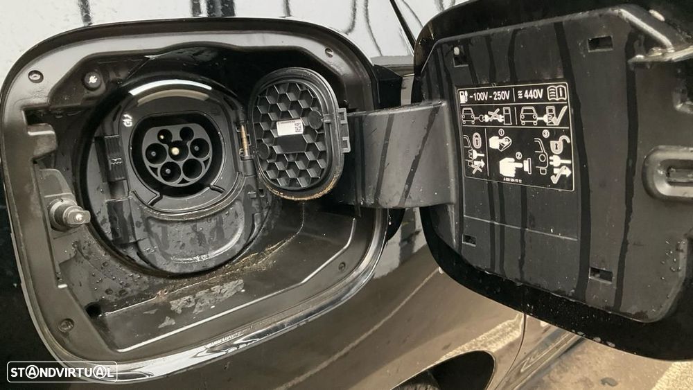 Mercedes-Benz A 250 e 8G-DCT Edition AMG Line - 5