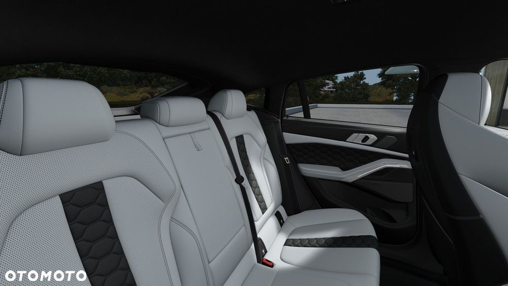 BMW X6M - 7