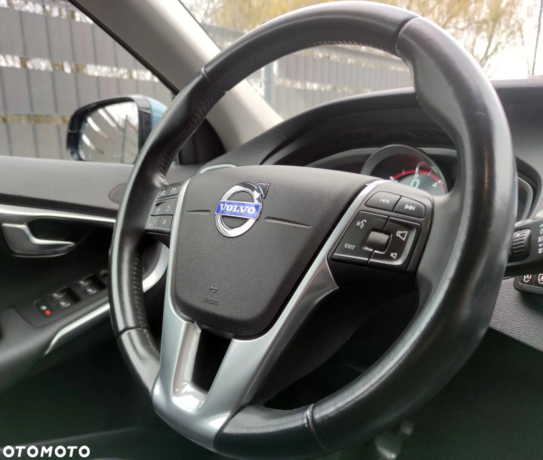 Volvo V40 D2 Momentum - 33