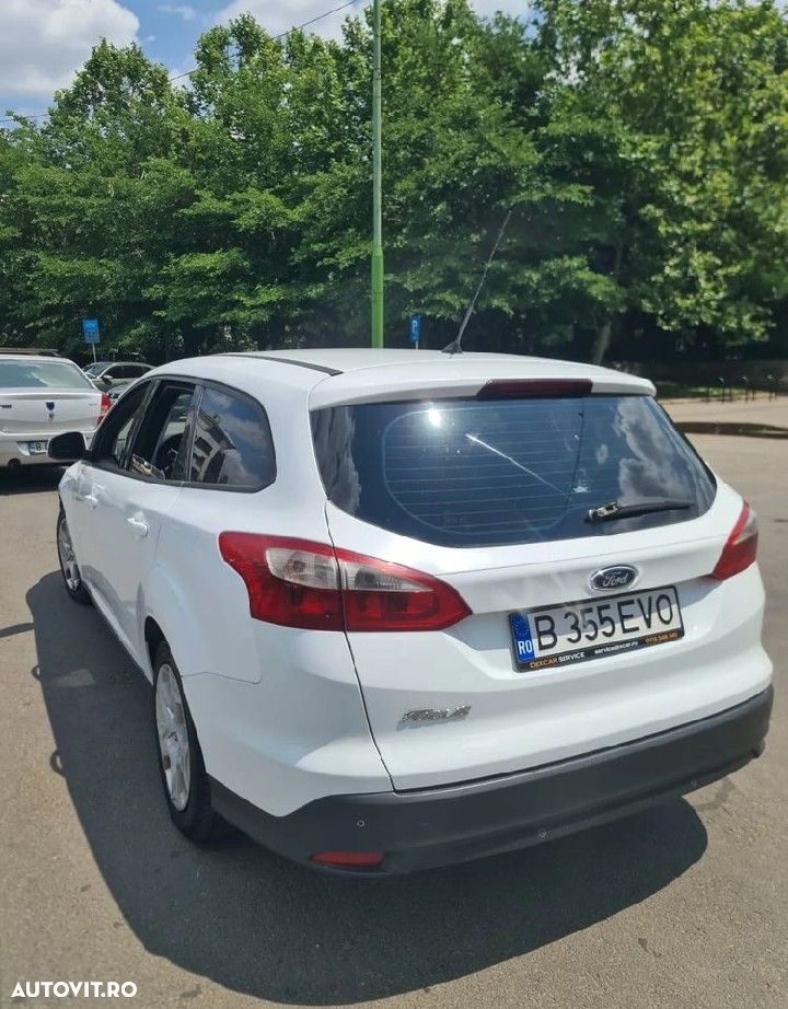 Ford Focus - 4