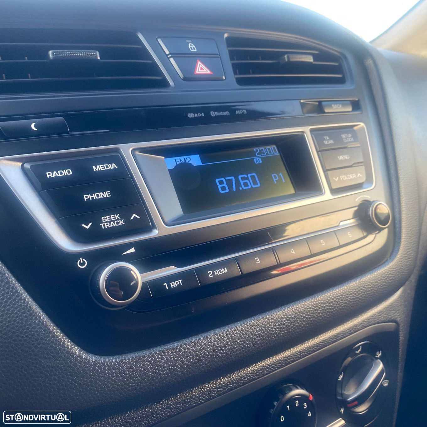Hyundai i20 1.2 Blue Access+Bluetooth - 24