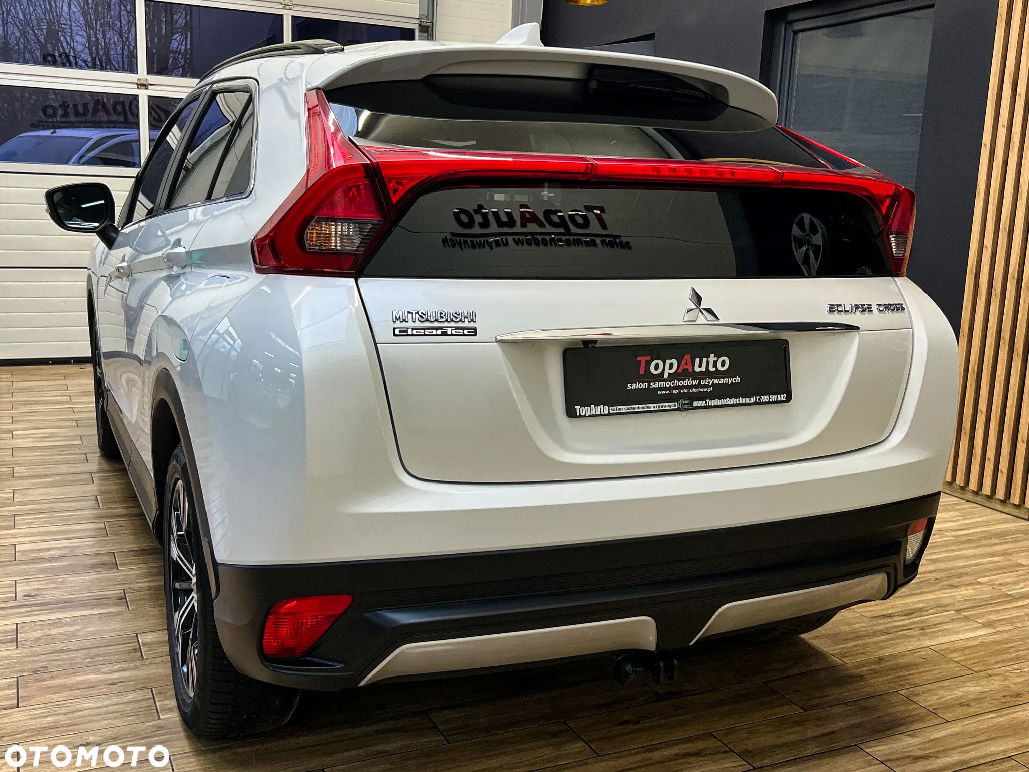 Mitsubishi Eclipse Cross 1.5 T GPF Invite Plus - 10