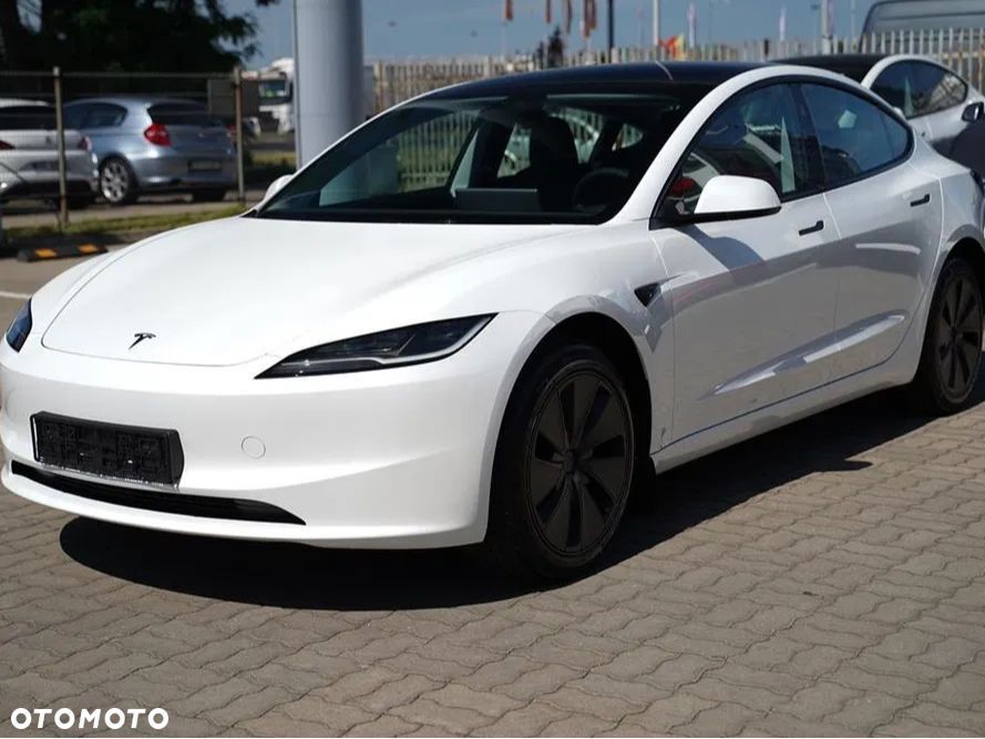 Tesla Model 3 Long Range RWD Premium - 3
