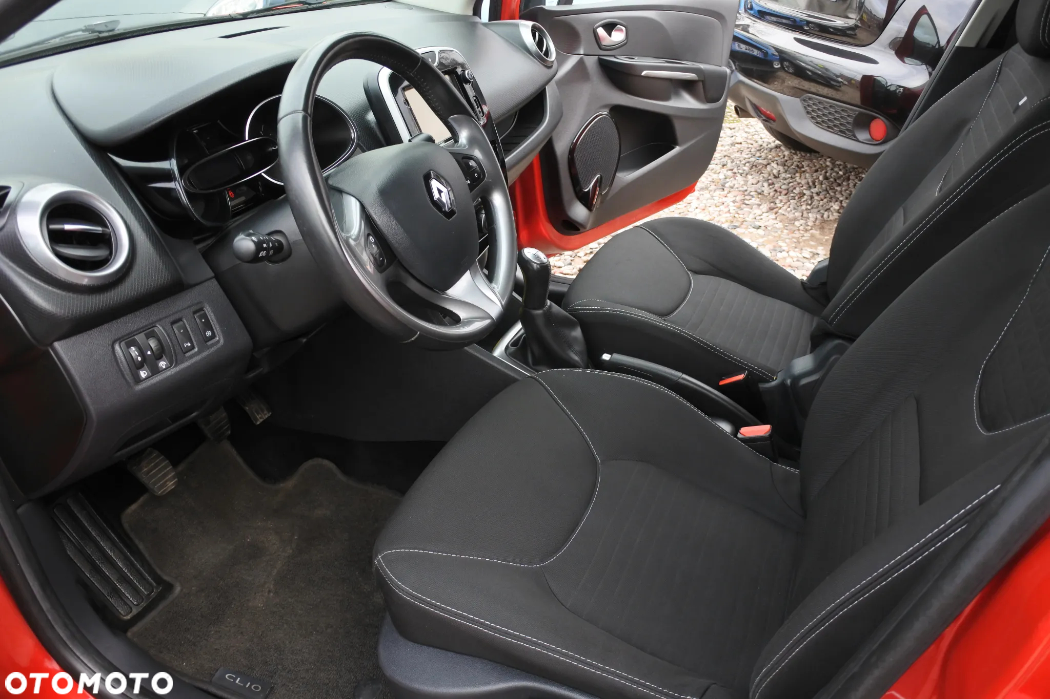 Renault Clio (Energy) TCe 90 Start & Stop LIMITED - 10
