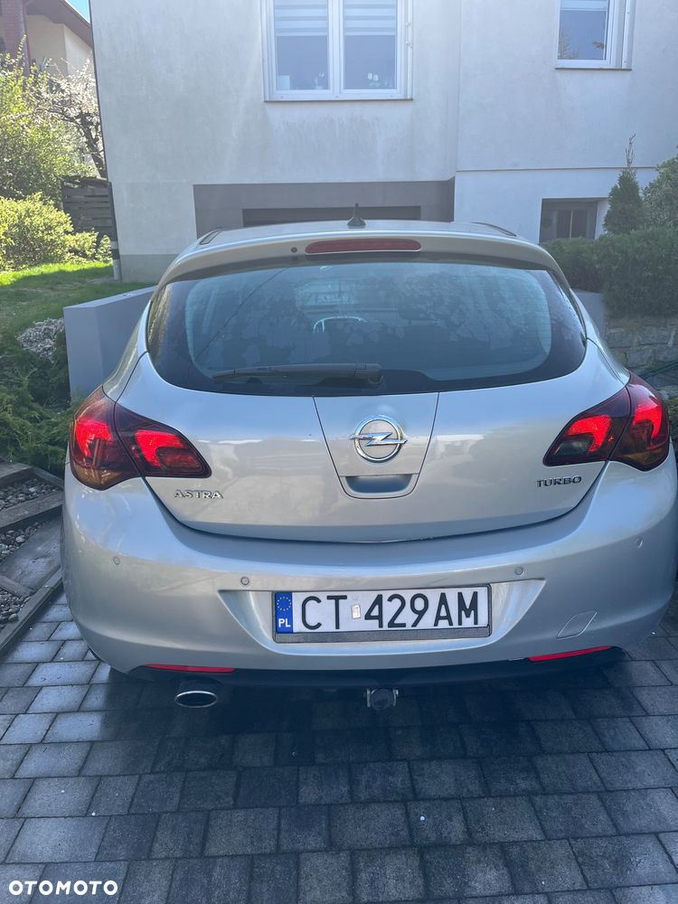 Opel Astra 1.6 T 111 - 1