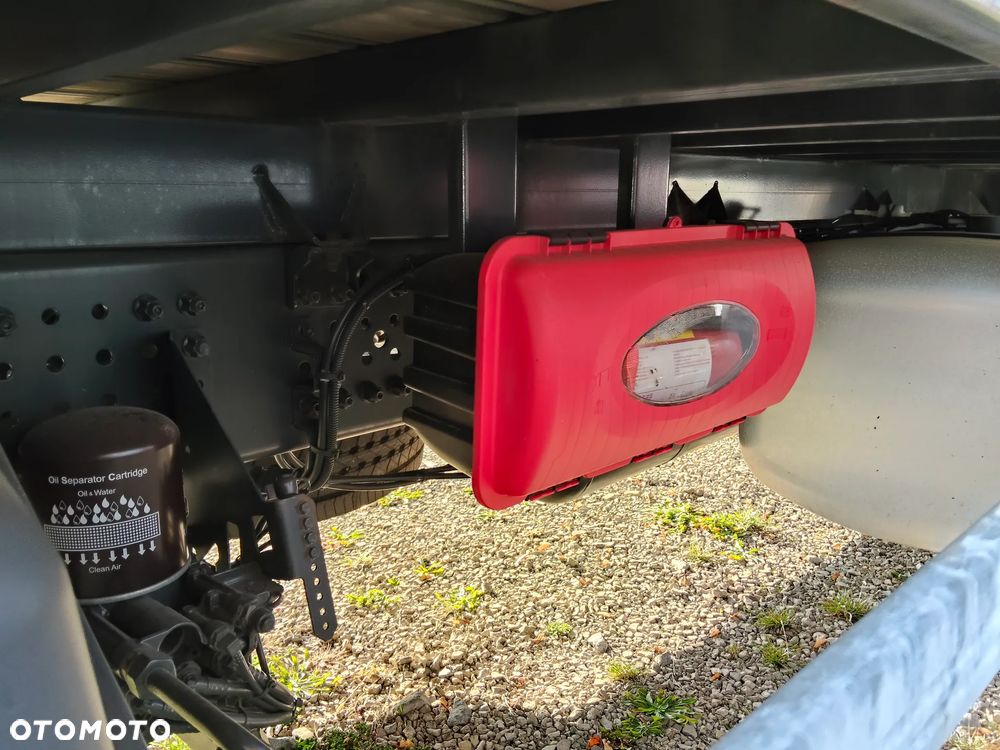 Mercedes-Benz Antos - 16