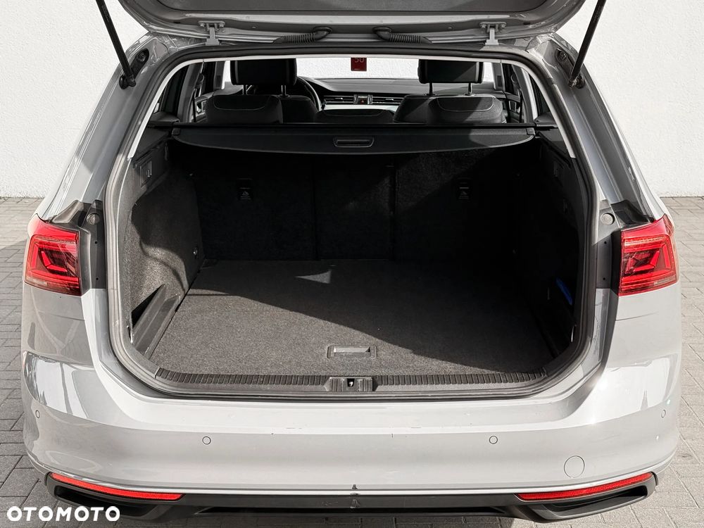 Volkswagen Passat Variant 1.5 TSI EVO Business DSG - 14