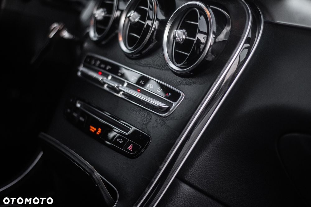 Mercedes-Benz GLC - 15