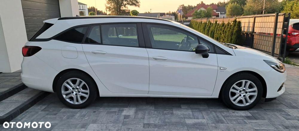 Opel Astra - 4